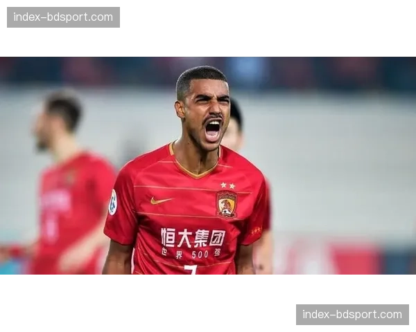 “独家专访归化球员费南多：谈状态复苏与国家队的未来”