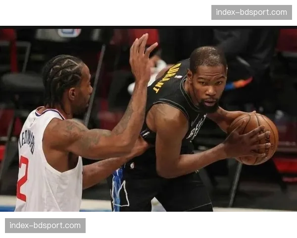 战术复盘：魔术队如何用锋线群锁死杜兰特，收获五连胜