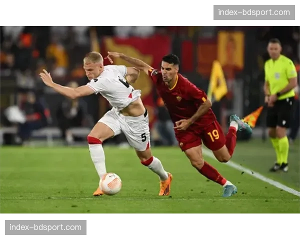 欧联杯前瞻:勒沃库森vs罗马,阿隆索与德罗西的少帅对决 欧联杯前瞻:勒沃库森vs罗马,阿隆索与德罗西的少帅对决